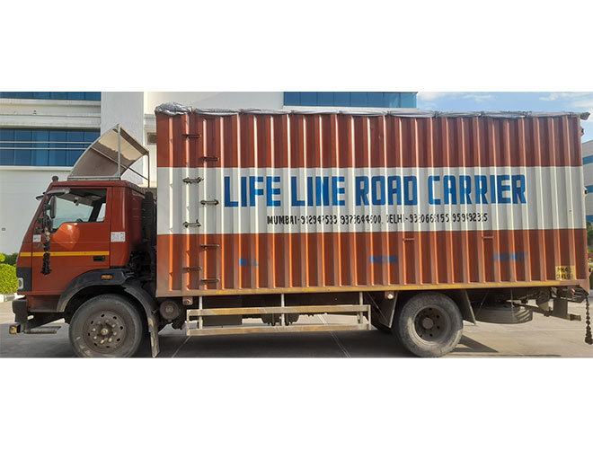 Trucks for Delhi, Noida, & Gurgaon to Gujarat
