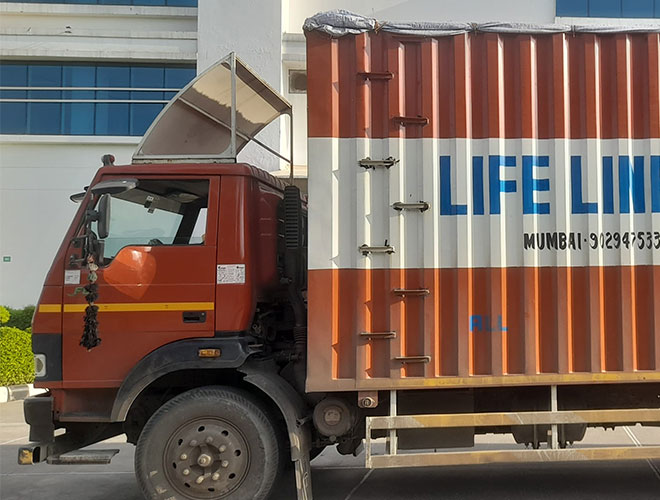 Trucks for Delhi, Noida, & Gurgaon to Gujarat